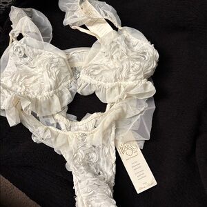 Only Hearts ANNABELL New White Bra and Thong Set,L